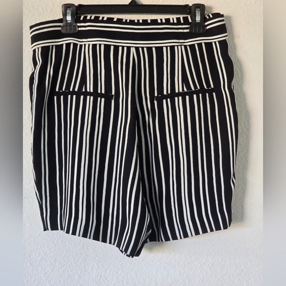 H & M romper high-waisted shorts, women's in size 14, very good condition - Picture 2 of 9